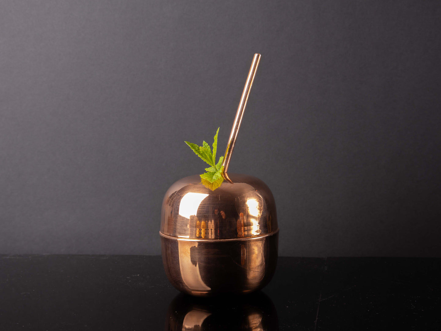 Handcrafted Copper Apple Cocktail Cup – Elegant Barware with Straw (250 ml)