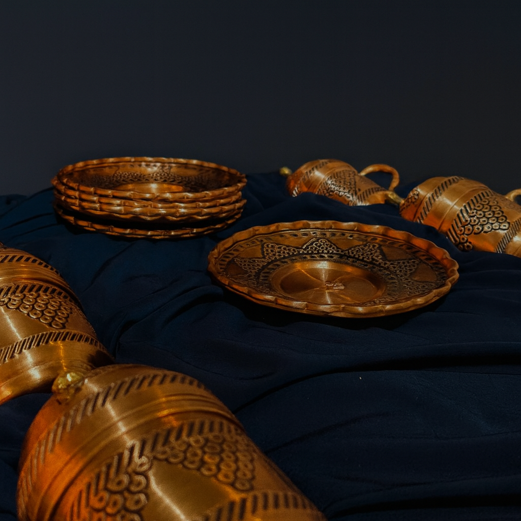 Handmade Turkish Copper Coffee Set – 6 Porcelain Cups, 34.5 cm Tray & Sugar Bowl